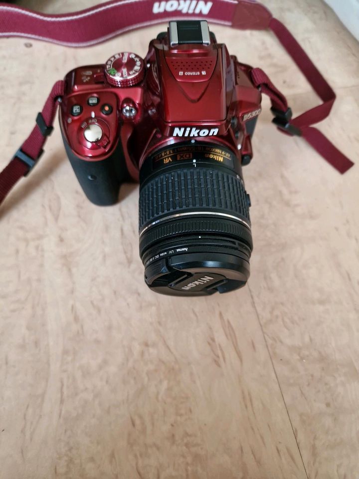 Nikon D5300,  Kamera, Zubehör, Rucksack , Speicherkarten in Angelbachtal
