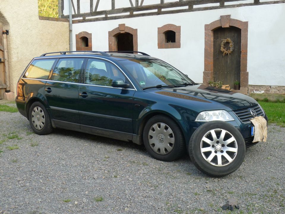 VW Passat 3 BG 1.8 T Variant Comfortline TÜV bis 05/25 in Wechselburg