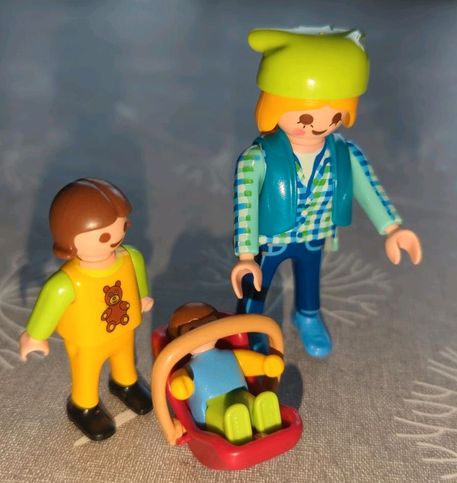 Playmobil Spielfiguren in Frickenhausen