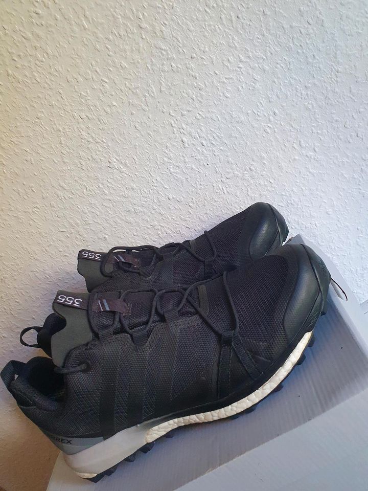 Adidas Terrex Agravic Gore Tex Herren Schuhe Grösse 43 1/3 NP159 in Berlin