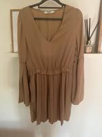 NA-KD Damen Kleid Beige M 38 Neu Wandsbek - Hamburg Sasel Vorschau
