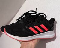 ADIDAS Turnschuhe schwarz pink neon Gr. 32 Baden-Württemberg - Kuppenheim Vorschau