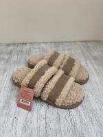 NEU flauschige Hausschuhe Gr. 38/39 von Hunkemöller Berlin - Reinickendorf Vorschau