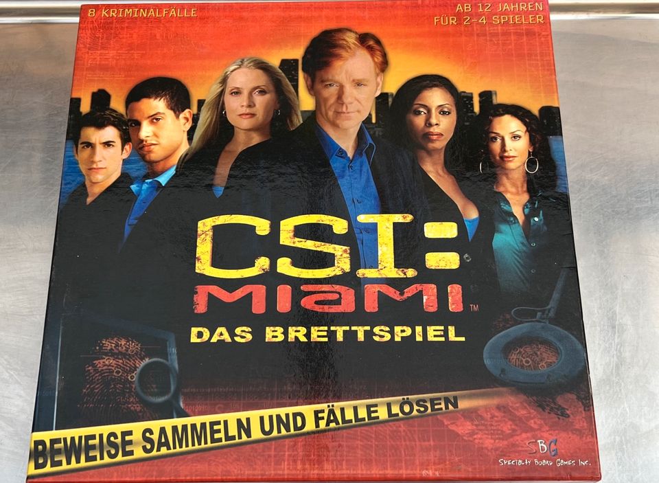 Party Gesellschaft Spiel Paparazzi Privacy typisch Mann Frau CSI in Budenheim