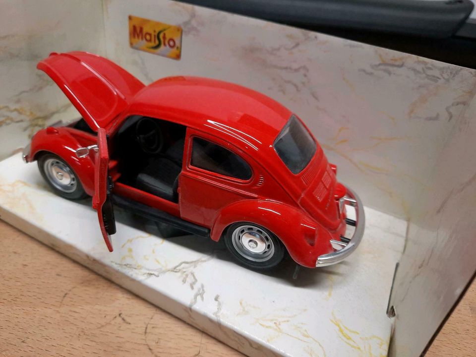 Maisto VW Käfer 1:24 Modell in Igersheim