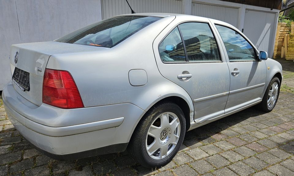 VW Bora 1,6   Bastlerfahrzeug in Steinen