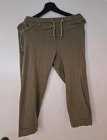 Khaki Dreiviertel Jogginghose Nordrhein-Westfalen - Ratingen Vorschau