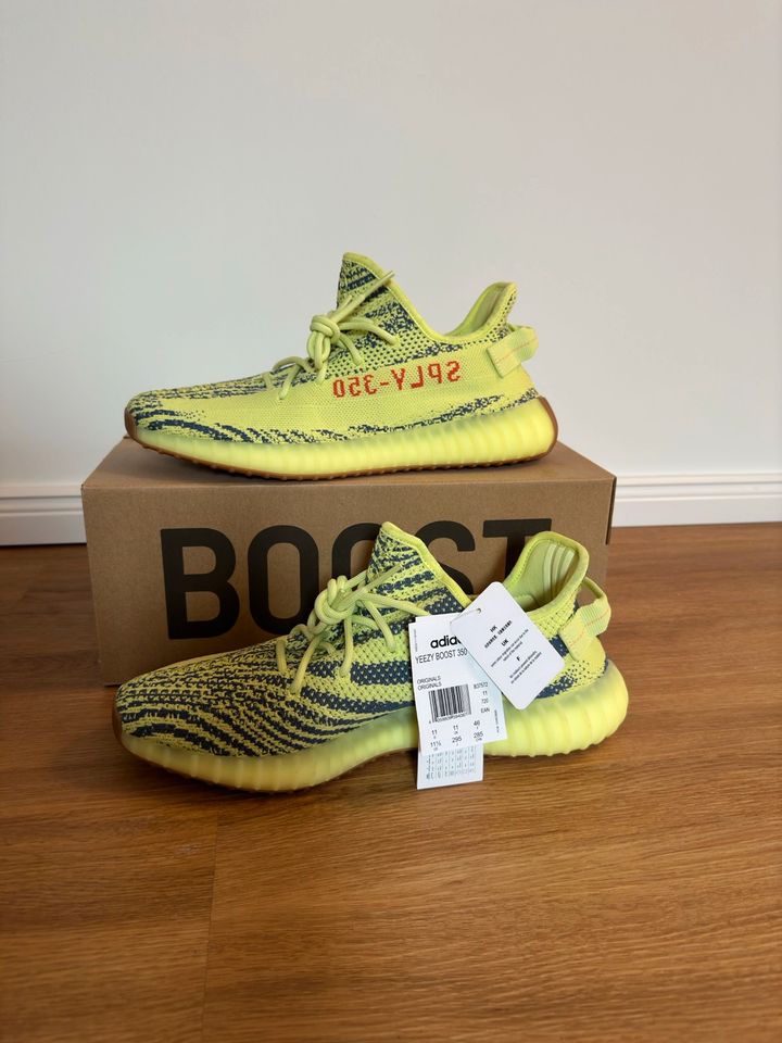 Adidas YEEZY BOOST 350 V2 'SEMI FROZEN YELLOW' US11 1/2 in Ichtershausen