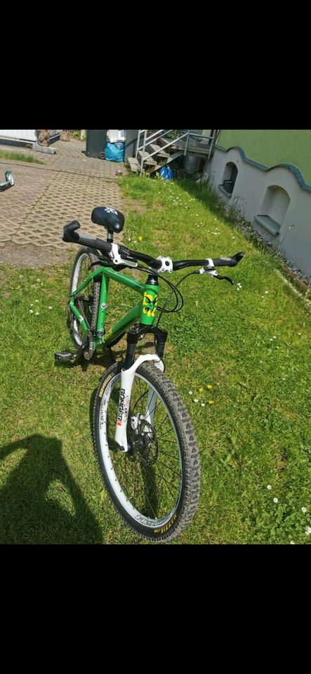 Fahrrad gut3r Zustand Centurion S-Bock 26 Zoll in grün in Chemnitz