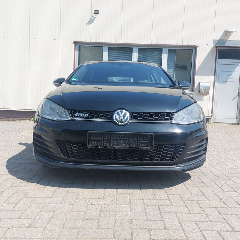 Volkswagen Golf VII Lim. GTD BMT 184 PS in Sundern (Sauerland)