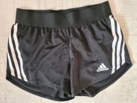 Adidas Hose/ short in gr.152 Nordrhein-Westfalen - Gladbeck Vorschau