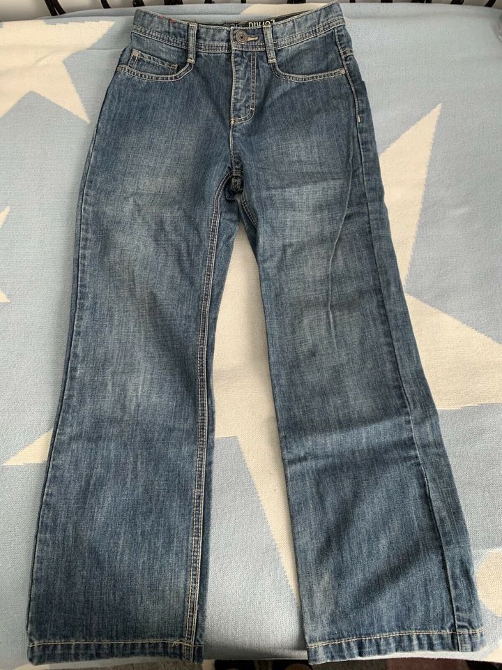 Esprit Jeans gerader Schnitt in Dirlewang