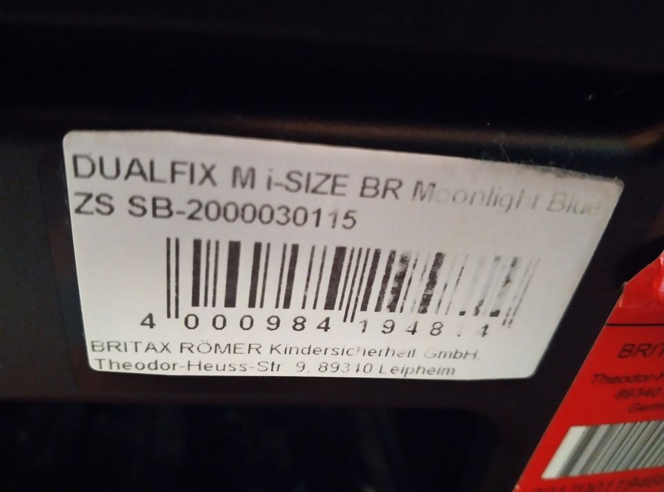 Britax-Römer Kindersitz Dualfix mit Bezug in Gäufelden