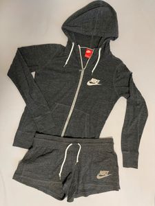 Jogginganzüge Damen Nike in Bayern | eBay Kleinanzeigen ist jetzt  Kleinanzeigen