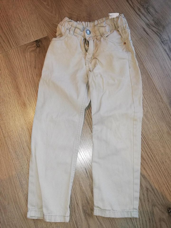 Jeans, H&M, Größe 104, beige in Wienhausen