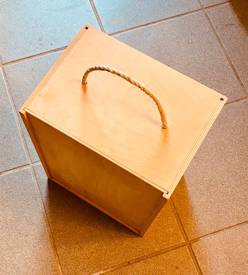 Geschenk Kiste aus Holz mit Bembel Weinkrug plus Glas - NEU! in Hennef (Sieg)