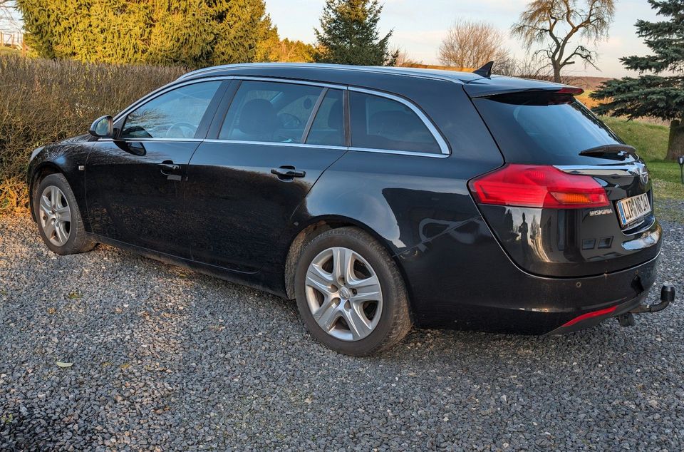 Opel Insignia Sports Tourer 1.8 Selection Selection in Aerzen