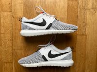 Nike Rose Run Größe 42 Breeze White Black Dresden - Löbtau-Süd Vorschau