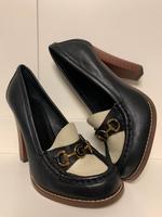Guess Damen Leder Schuhe Heels Pumps mit Schnalle Loafers Absatz Bayern - Starnberg Vorschau