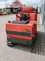 Kehrmaschine Hako Jonas 1450V Gas Baujahr 2009 Sachsen - Moritzburg Vorschau