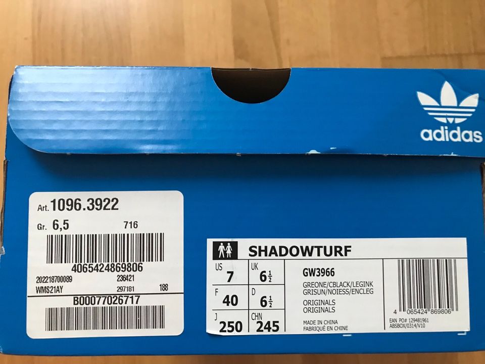 Sneaker von Adidas, shadowturf, Größe 40, NP: 149 Euro in Meppen