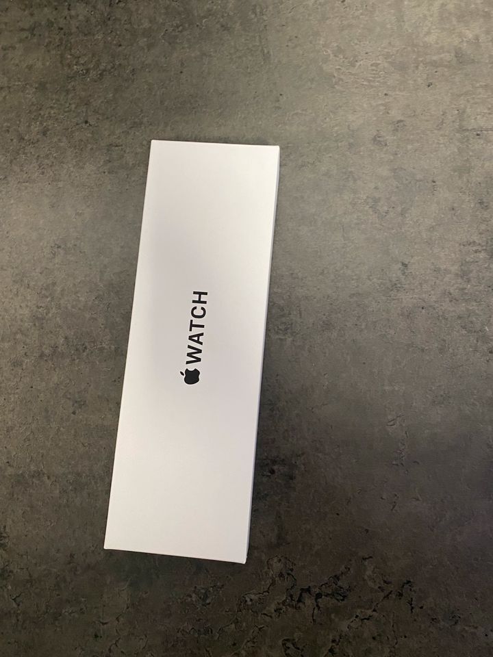 Apple Watch SE (Gen 2) 44mm in Mönsheim