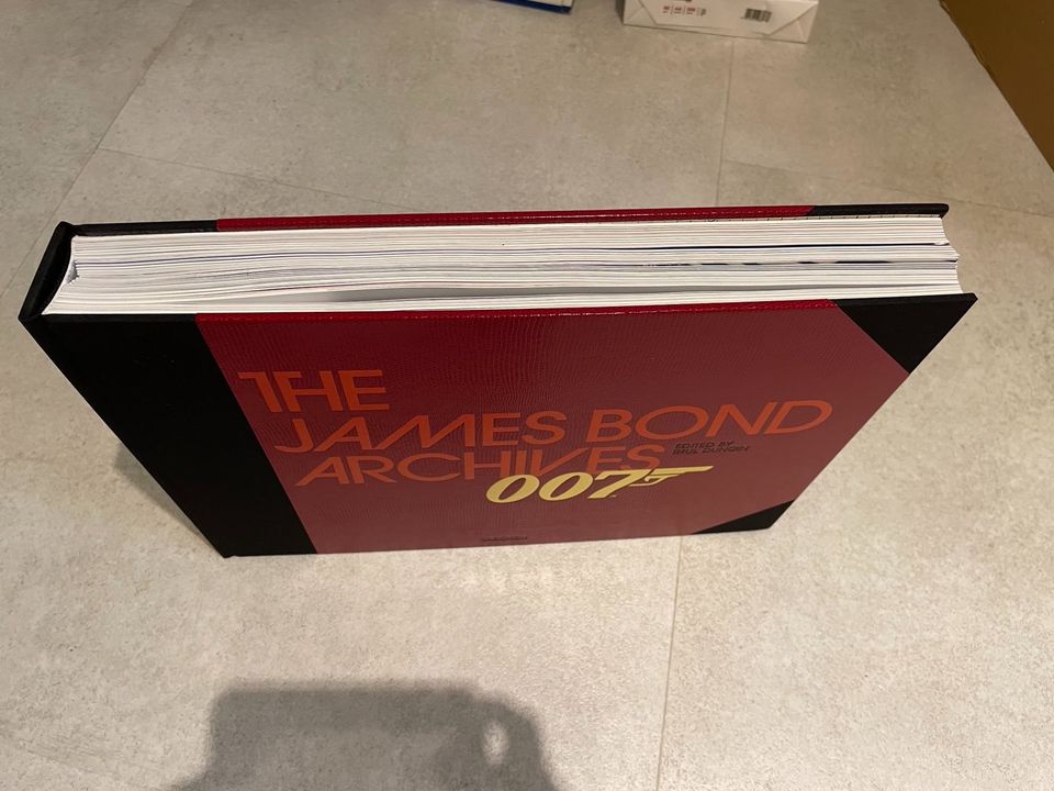 The James Bond Archives. TASCHEN in Osnabrück