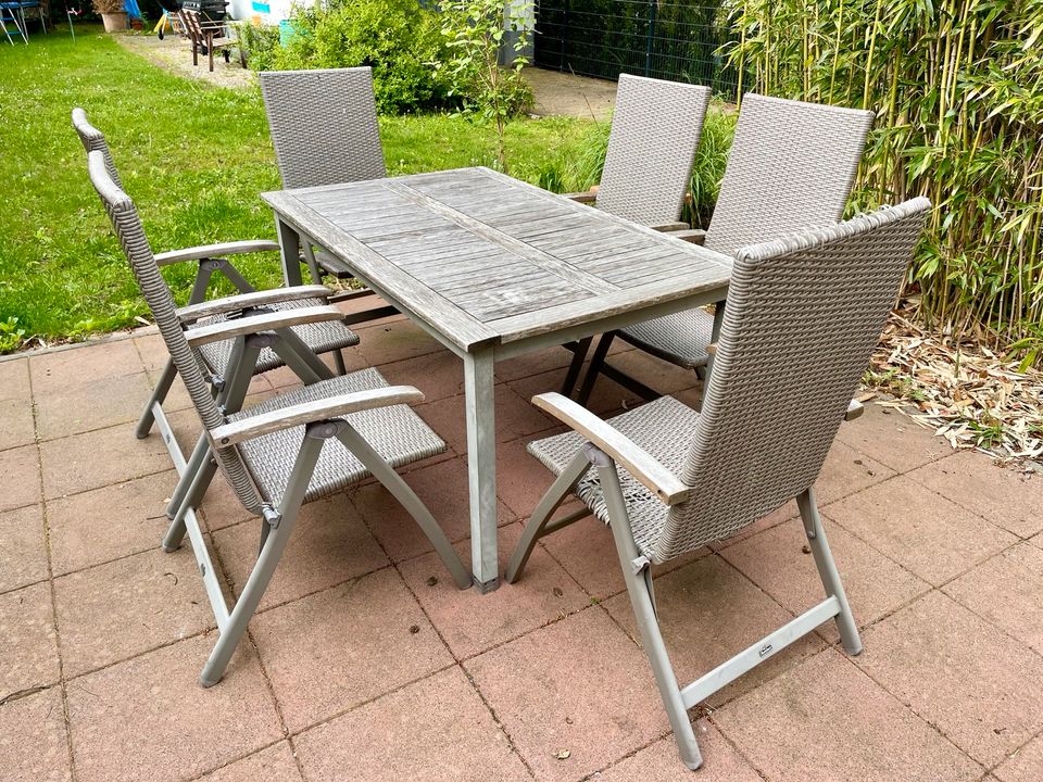 Gartenmöbel-Set | Tisch (90x150) + 6 Stühle | Rattan in Bensheim