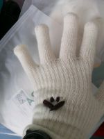 Strick-Handschuhe weiß Nordrhein-Westfalen - Ratingen Vorschau
