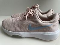 Nike Fitnessschuhe Sportschuhe Rosa Gr.40/25,5cm Niedersachsen - Bad Bevensen Vorschau