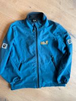 Dünne Jacke Jack Wolfskin Größe 128 Schleswig-Holstein - Bargfeld-Stegen Vorschau