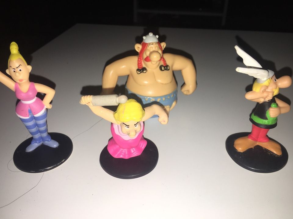 Asterix Figuren set in Hamburg