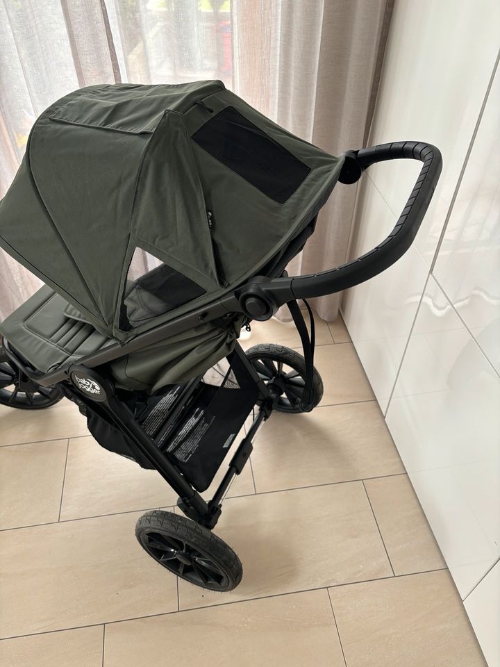 Baby Jogger City Elite 2 briar green + Zubehör in Mittelbiberach