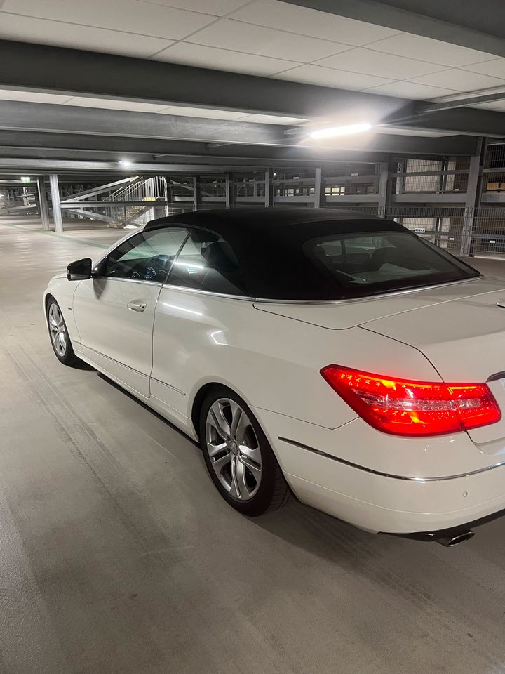Mercedes-Benz E 350 CDI BlueEFFICIENCY Cabriolet in Moers
