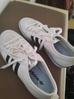 Neue addidas  Herren Turnschuhe. Nordrhein-Westfalen - Hiddenhausen Vorschau