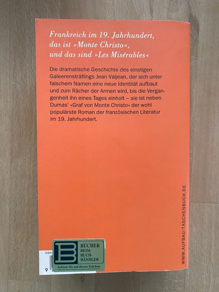 Klassiker: Les Misérables von Victor Hugo, Aufbau Taschenbuch in Aschaffenburg