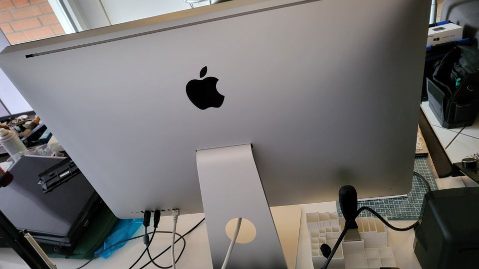 iMac 27" , Intel i5, 8 GB, 250 GB SSD, MacOS Sonoma in Bielefeld
