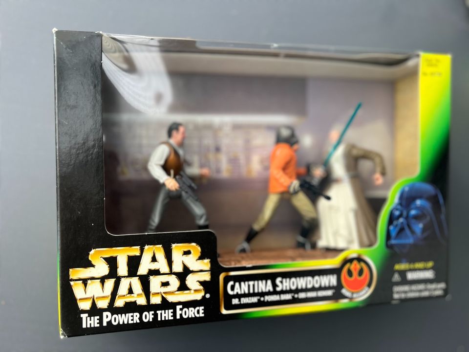 Star Wars Cantina Showdown kein Vintage in Niddatal