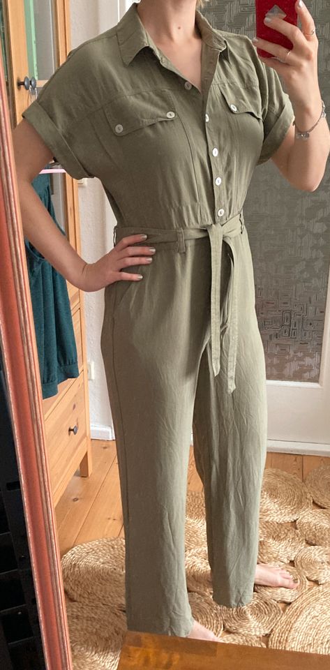 Overall Jumpsuit Mango Gr. M khaki military grün Gürtel Lyocell in Berlin