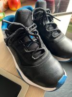 Jordan Nike 36.5 fast neu Kinderschuhe Hessen - Wiesbaden Vorschau