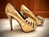 Buffalo High Heels Pumps schwarz/ Gold Gr.38 Bayern - Augsburg Vorschau