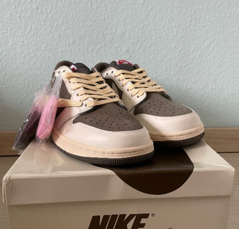 Jordan 1 reverse mocha Rechnung Preis 99 in Berlin