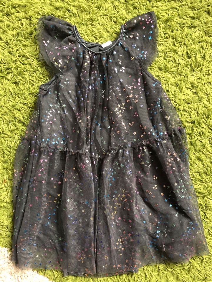 Kleid Tüll Sterne H&M Gr. 98 in Hamburg