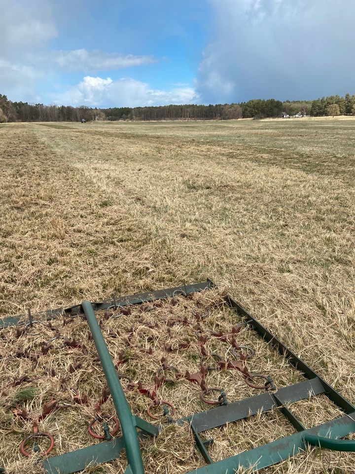 Dienstleistungen Lohnarbeiten Landwirtschaft Mähen Pressen in Torgelow