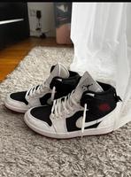 JORDAN 1 MID SE utility canvas weiß schwarz rot Bayern - Erlangen Vorschau