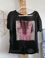 Wunderschönes schwarzes Shirt mit Aufdruck und Perlenverzierung Nürnberg (Mittelfr) - Leyh Vorschau