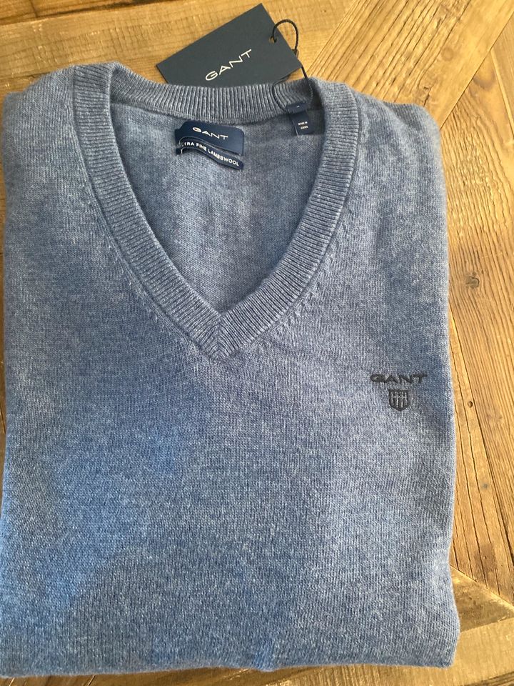 Gant VNeck Pullover blau Gr L o Hellbraun ungetragen in Hamburg