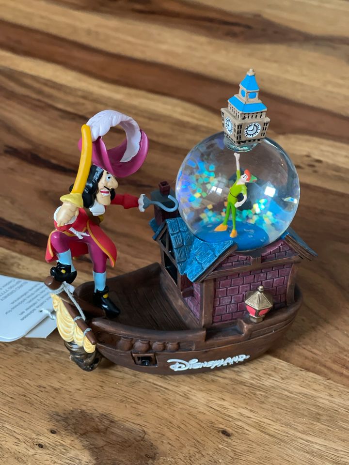 Disney Disneyland Paris Schneekugel Peter Pan mit Hook klein in Düsseldorf