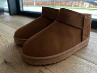 Original Boots Wolkis wie UGG Gr. 38 37 Bayern - Schwanstetten Vorschau
