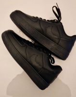 Nike Air schwarz Nordrhein-Westfalen - Lippstadt Vorschau